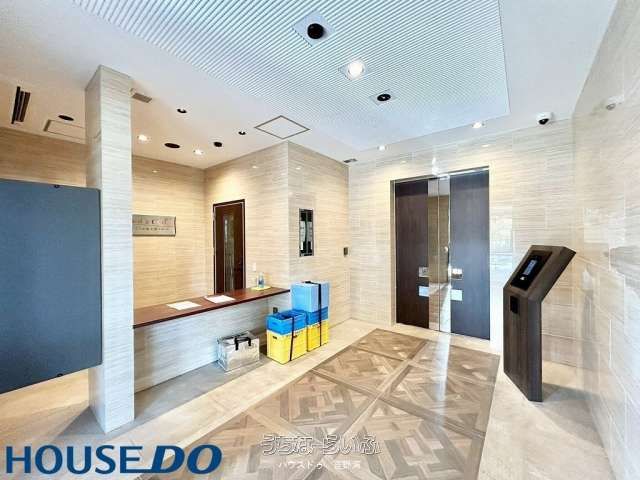 Ocean-View 3LDK Apartment for Sale in Nakagusuku, Okinawa - Thumbnail 3