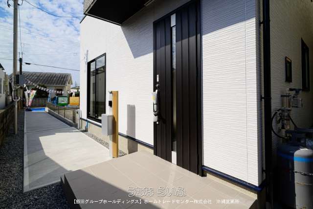 New 4LDK Detached House for Sale in Uruma City, Okinawa - Thumbnail 2