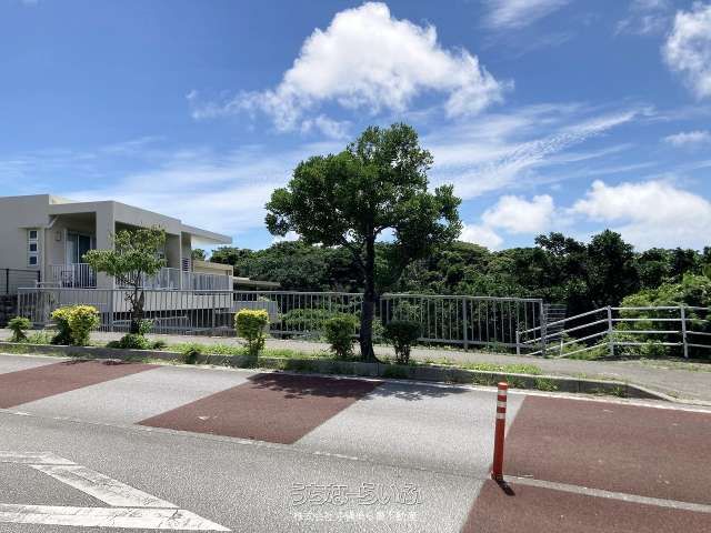 295 Tsubo Land for Sale in Uruma City, Okinawa - Thumbnail 3