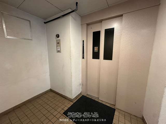 3LDK Apartment with Sea View & Sunroof Balcony in Urasoe - Thumbnail 3
