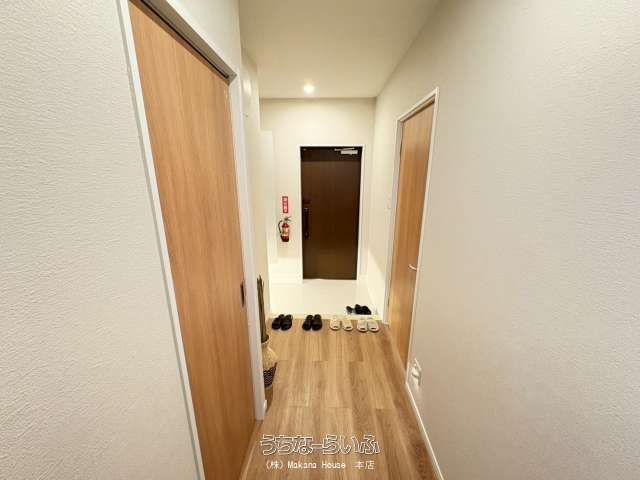 New 3LDK Condo with Balcony & Sea Views in Okinawa City - Thumbnail 2