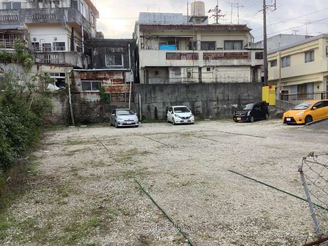 746.7m² Land for Sale in Okinawa City, Okinawa - Thumbnail 3
