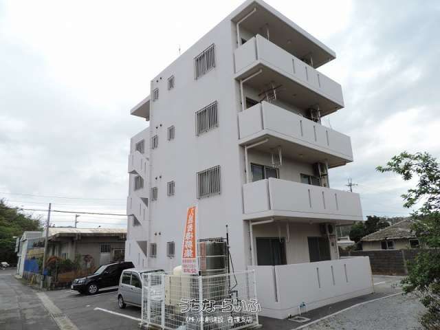 Oasis Maenohama 401: 2DK Rental Apartment Near Sea in Nago, Okinawa - Thumbnail 2