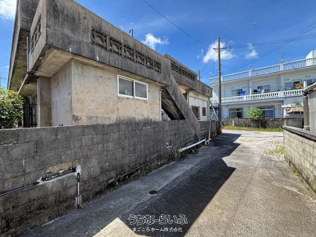 276m² Land Plot for Sale in Akamichi, Uruma City, Okinawa - Thumbnail 2