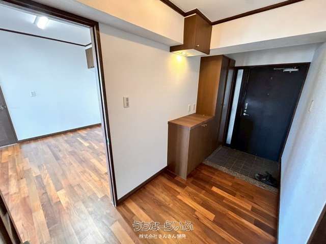 Fine Ginowan 3LDK Condo with Ocean View in Okinawa - Thumbnail 3