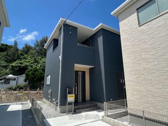 New 4LDK House for Sale in Uruma City, Okinawa - Thumbnail 2