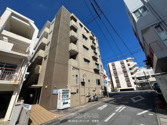 Naha Tsubogawa 17-Unit Apartment Building for Sale - 5.5% Yield - Thumbnail 2