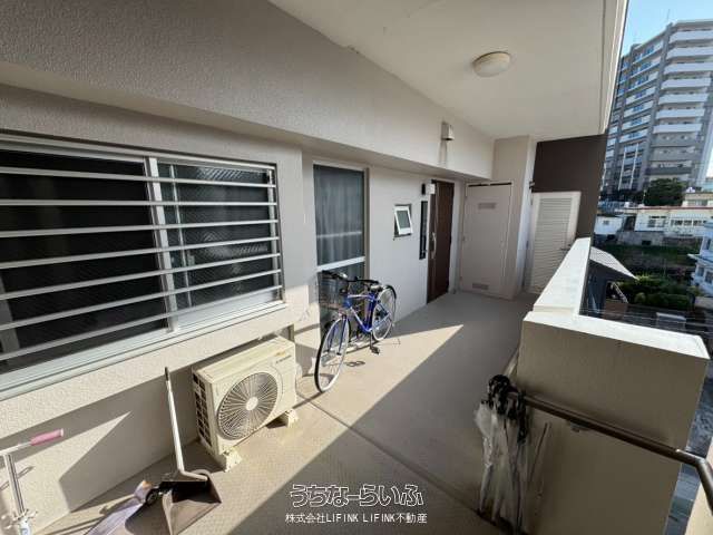 4LDK Apartment for Sale in Okinawa City with Dual Balconies - Thumbnail 2