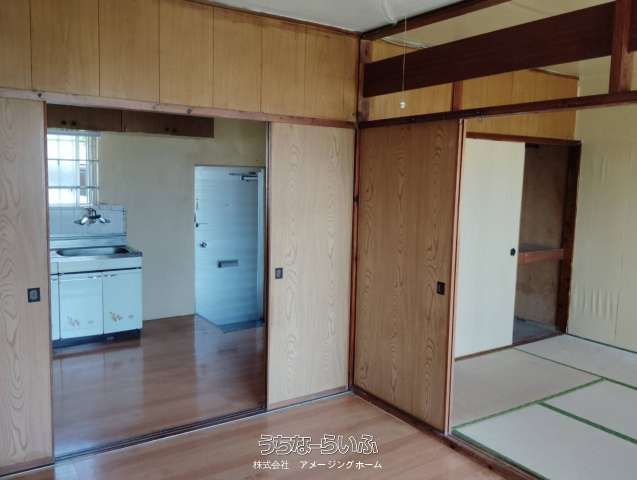 2DK Apartment for Rent in Urasoe City, Okinawa - 32,000 Yen - Thumbnail 4