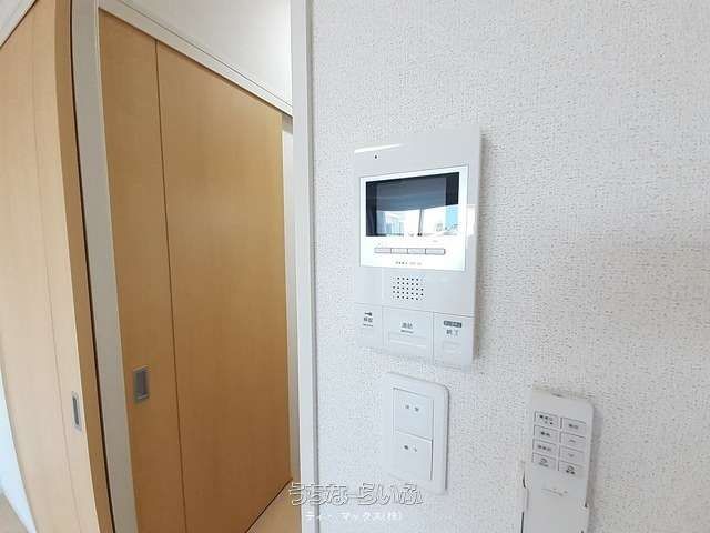 1K Apartment for Rent in Omoromachi, Naha, Okinawa - Thumbnail 4