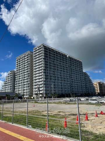 Income-Producing 3LDK Apartment in Chatan, Okinawa - Thumbnail 4