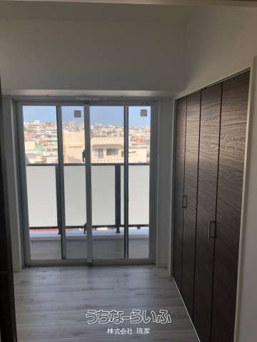 2LDK Condo for Sale in Okinawa City, Near AEON Mall Rycom - Thumbnail 2