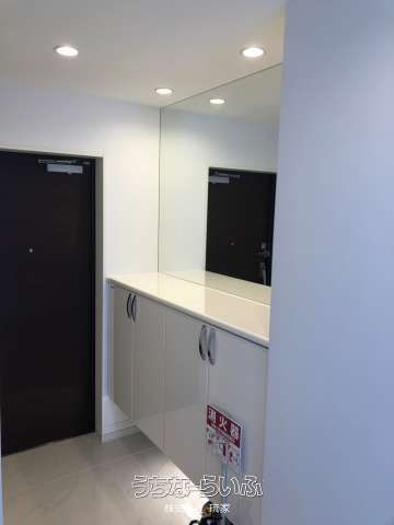 2LDK Condo for Sale in Okinawa City, Near AEON Mall Rycom - Thumbnail 3
