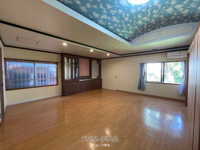 Alpha Building 301: Pet-Friendly 1R Apartment with Free Parking in Naha - Thumbnail 4