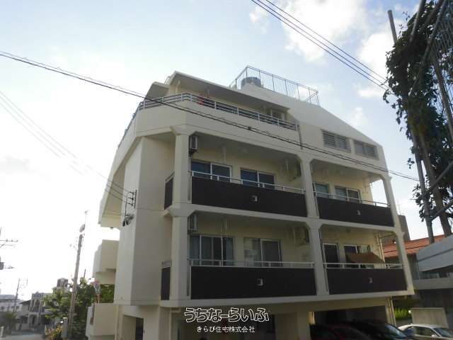 1LDK Apartment for Rent in Naha, Okinawa with Free Parking - Thumbnail 3