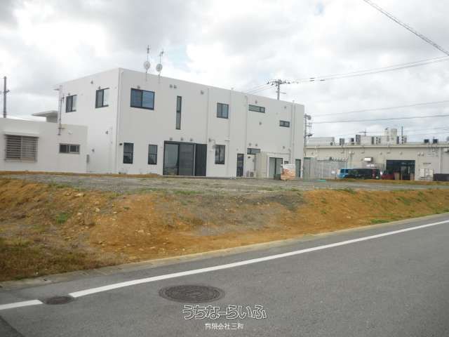 587.85 sqm Residential Land for Sale in Yomitan Village, Okinawa - Thumbnail 2