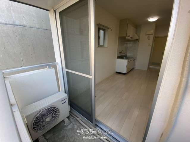 Pet-Friendly 1R Apartment for Rent in Naha, Okinawa - Helena 302 - Thumbnail 3