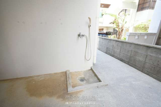 Pet-Friendly 1LDK Apartment for Rent Near Furujima Station, Naha - Thumbnail 2