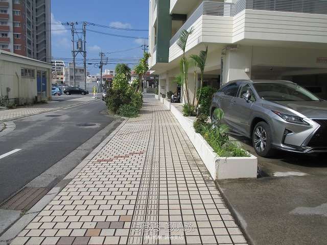 3LDK Pet-Friendly Condo in Chatan Mihama with Large Balcony - Thumbnail 4