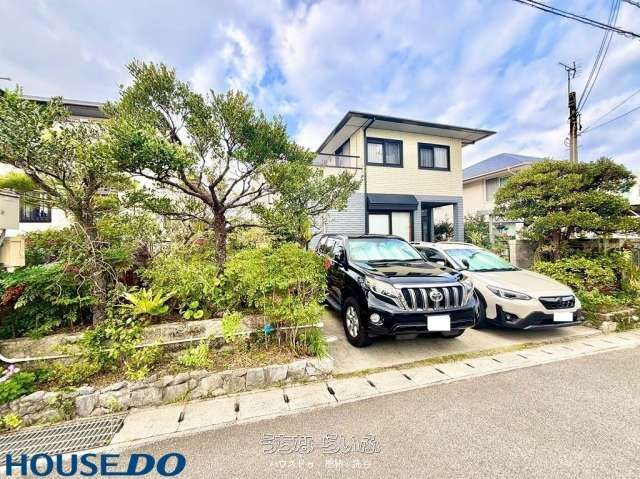 3LDK House with Large Garden in Yomitan Village, Okinawa - Thumbnail 2