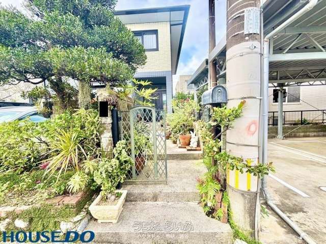 3LDK House with Large Garden in Yomitan Village, Okinawa - Thumbnail 4