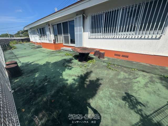 252.9 Tsubo Land with Steel Home in Chatan, Okinawa - Vacant Land Delivery Possible - Thumbnail 4