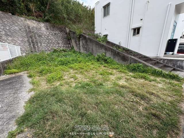 1,348 m² Land for Sale in Tomigusuku, Okinawa - Prime Location - Thumbnail 2