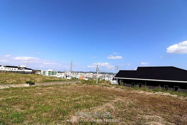 Land for Sale in Yaese Town, Okinawa - Three Elevated Plots - Thumbnail 4