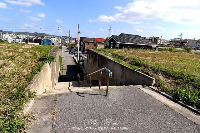 Land for Sale in Yaese Town, Okinawa - Three Elevated Plots - Thumbnail 2
