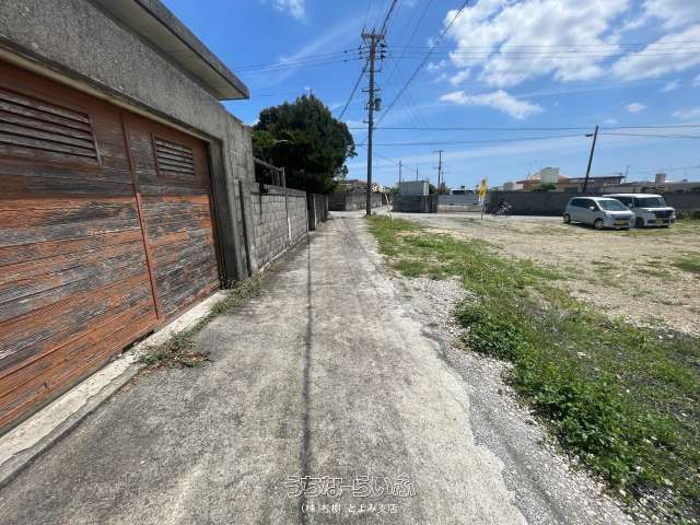 Land for Sale in Makabe, Itoman City, Okinawa - 212.14 sqm - Thumbnail 4