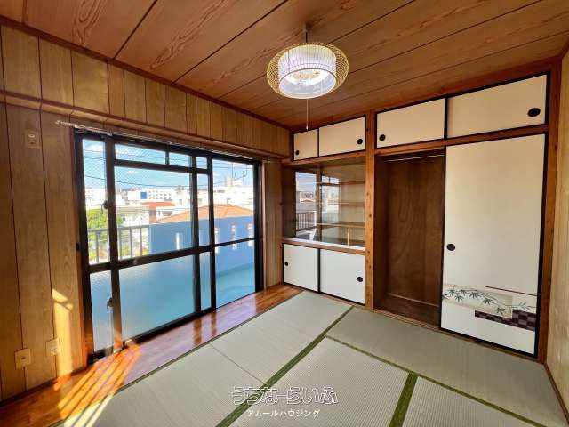 3LDK Family Apartment for Rent in Okinawa City, Kaibou - Thumbnail 4