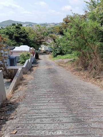 Grave Site Plot in Tomigusuku, Okinawa with Excellent Views - Thumbnail 4