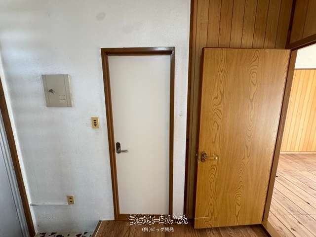 Renovated 2DK Apartment for Rent in Naha, Okinawa - No Deposit - Thumbnail 4