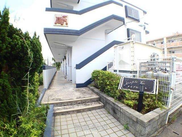 Maple Court 203: 2K Apartment for Rent in Uruma City, Okinawa - Thumbnail 2