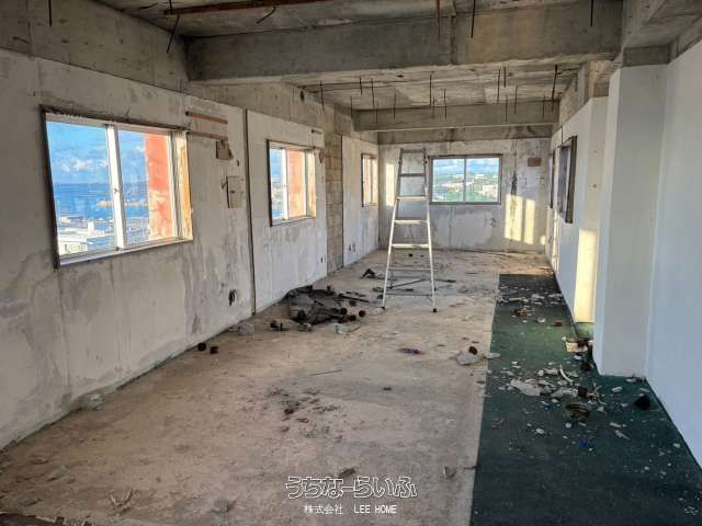 Miyakojima Commercial Building for Sale in Downtown Hirara - Thumbnail 3