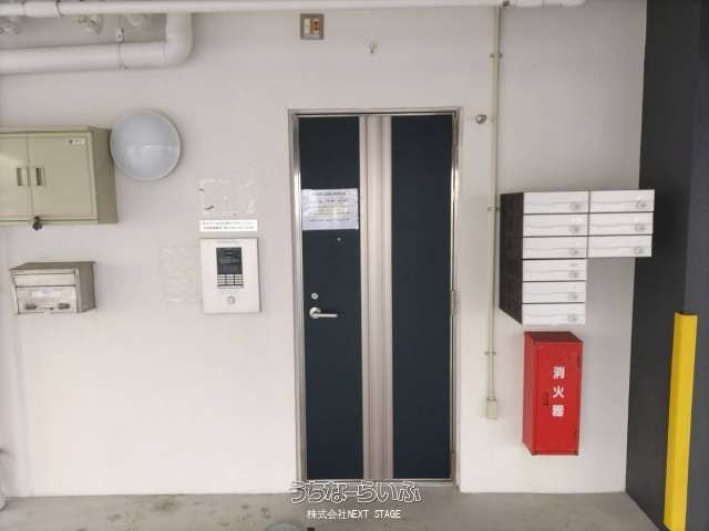 Urasoe Apartment Building for Sale - 498.68m², High Yield Potential - Thumbnail 4