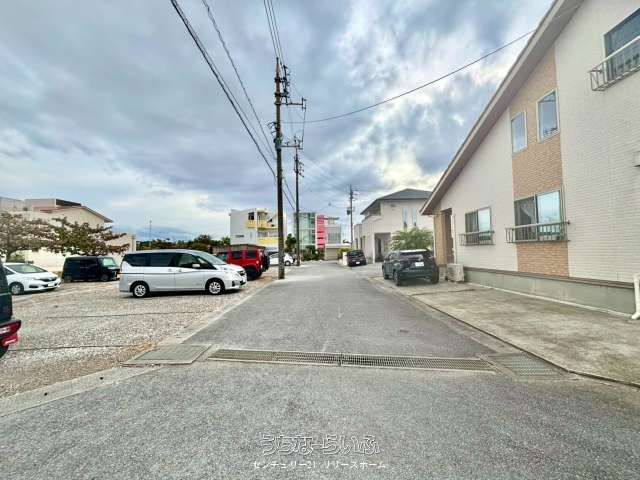 202.5 sqm Land Plot in Itoman's Shiokizaki Town, Okinawa - Thumbnail 4