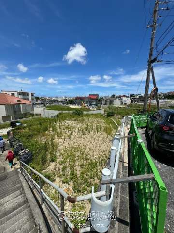 287 sqm Land for Sale in Urasoe, Okinawa - Near Urasoe-Maeda Station - Thumbnail 2