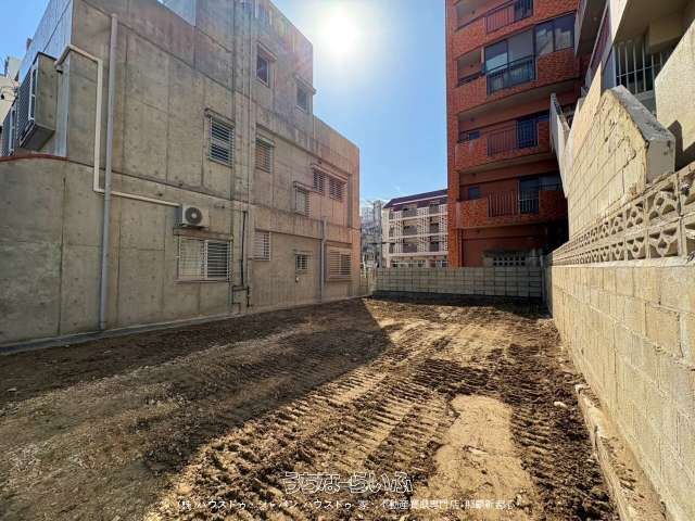 103.6 sqm Commercial Land for Sale in Naha City, Okinawa - Thumbnail 3