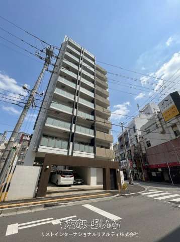 Wise Grace City Kumochi 2LDK Apartment with Roof Balcony in Naha - Image 1