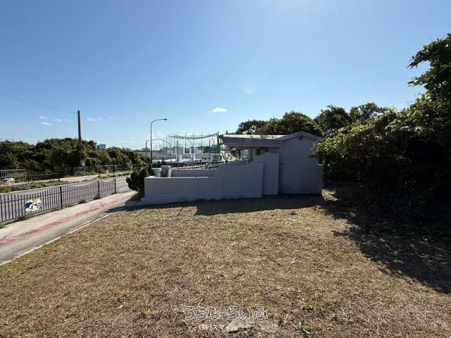 236m² Rental Land in Okinawa City near Kodomo no Kuni - Thumbnail 3