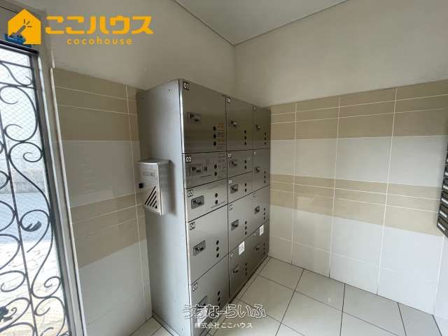 Renovated 3LDK Apartment with Ocean View in Naha, Okinawa - Thumbnail 3