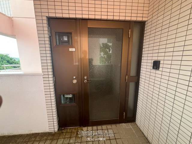 4LDK Corner Apartment for Sale in Tomigusuku, Okinawa - Thumbnail 4