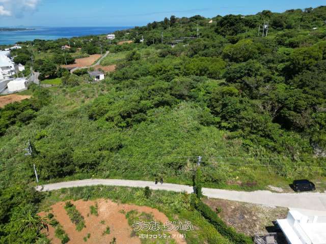 595 sqm Land for Sale on Kouri Island, Okinawa - Thumbnail 4