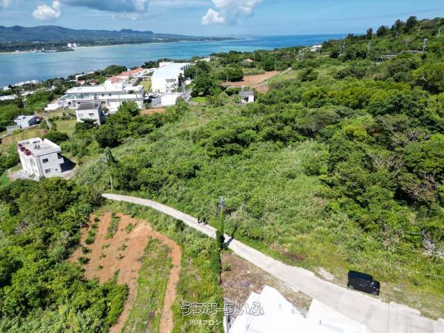 595 sqm Land for Sale on Kouri Island, Okinawa - Thumbnail 2