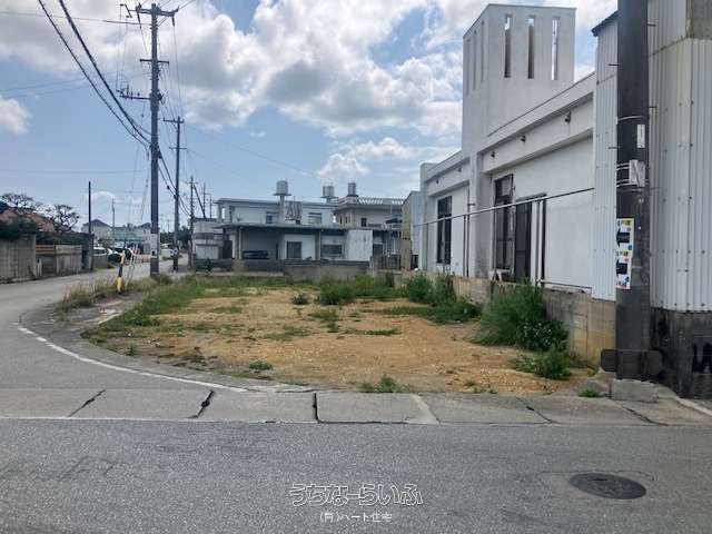 194 sqm Corner Land Plot in Katsuren Haebaru, Uruma City - Thumbnail 4