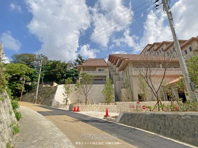 Premist Shuri Kinjo-cho 7F 2LDK Apartment with Roof Balcony in Naha - Thumbnail 3