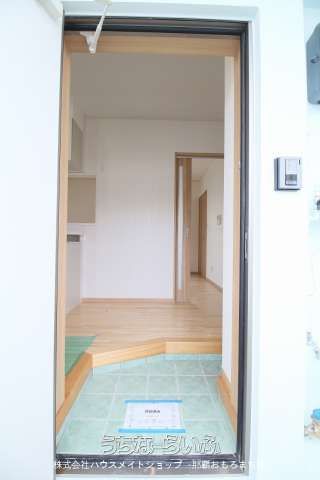 Modern 1K Apartment for Rent in Naha, Okinawa - Near Shuri - Thumbnail 4