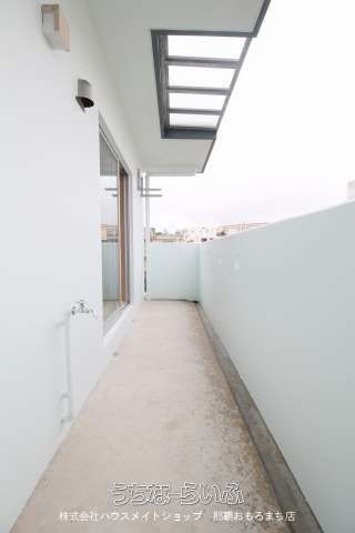 Modern 1K Apartment for Rent in Naha, Okinawa - Near Shuri - Thumbnail 3