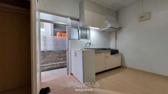 Dia Court U 1R Apartment for Rent in Naha, Okinawa - 39,000 Yen - Thumbnail 4